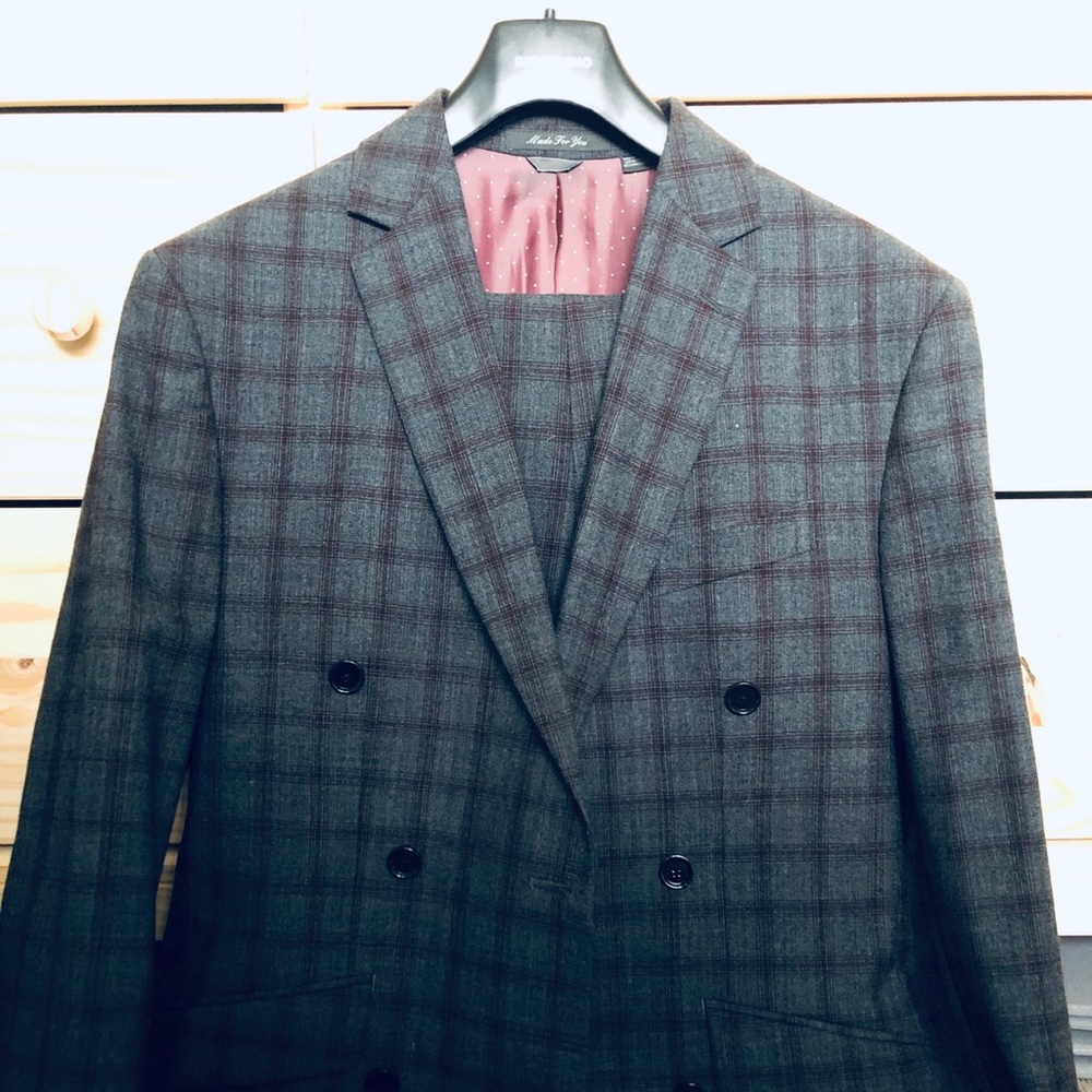 40R Dark Grey Windowpane Suit w/ Pants